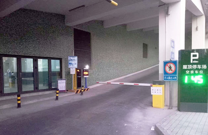 快速道闸